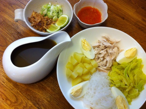 Soto Ayam (Chicken spiced broth/soup)